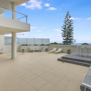 https://pure-kirra.queenslandhotels.net